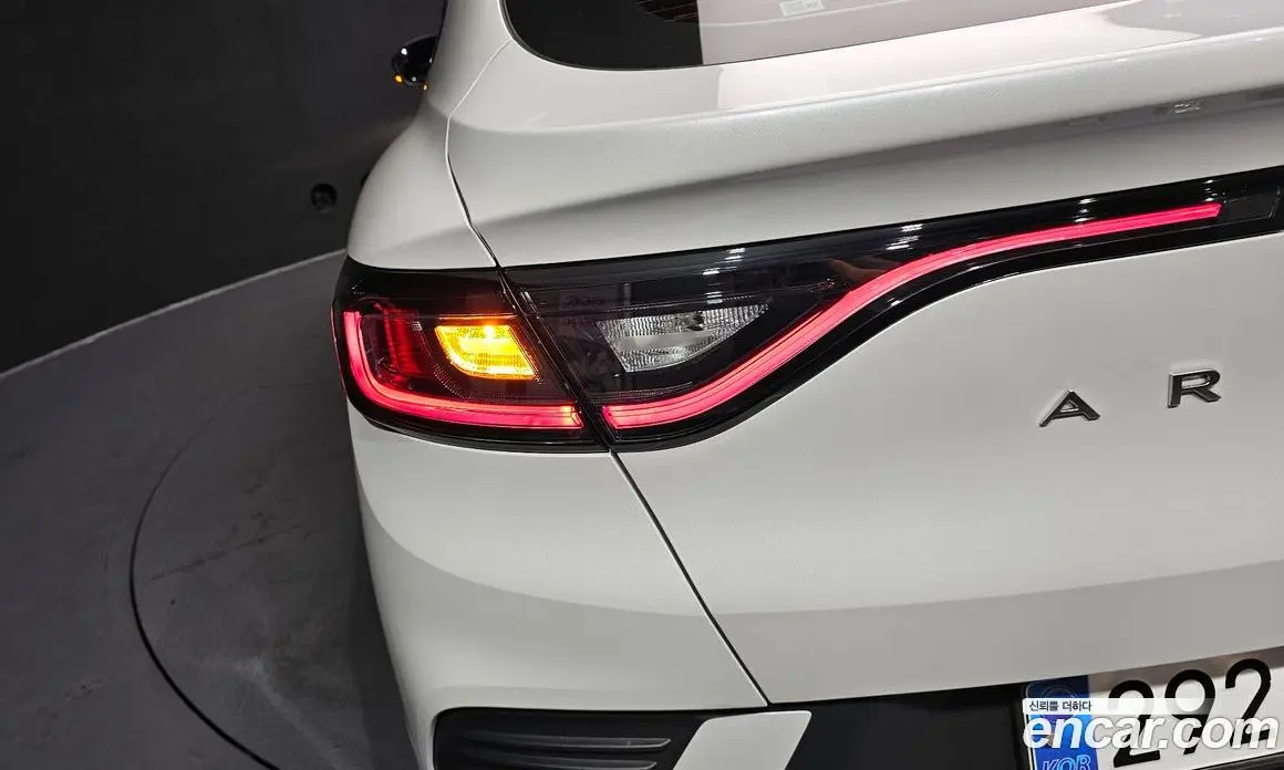 Renault (Samsung) Arkana 2024 1.6 автомат (гидро), фото 8 Renault (Samsung) Arkana 2024 1.6 автомат (гидро), фото 8