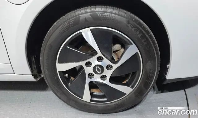 Renault (Samsung) SM3 2017 автомат (гидро), миниатюра 5 Renault (Samsung) SM3 2017 автомат (гидро), миниатюра 5