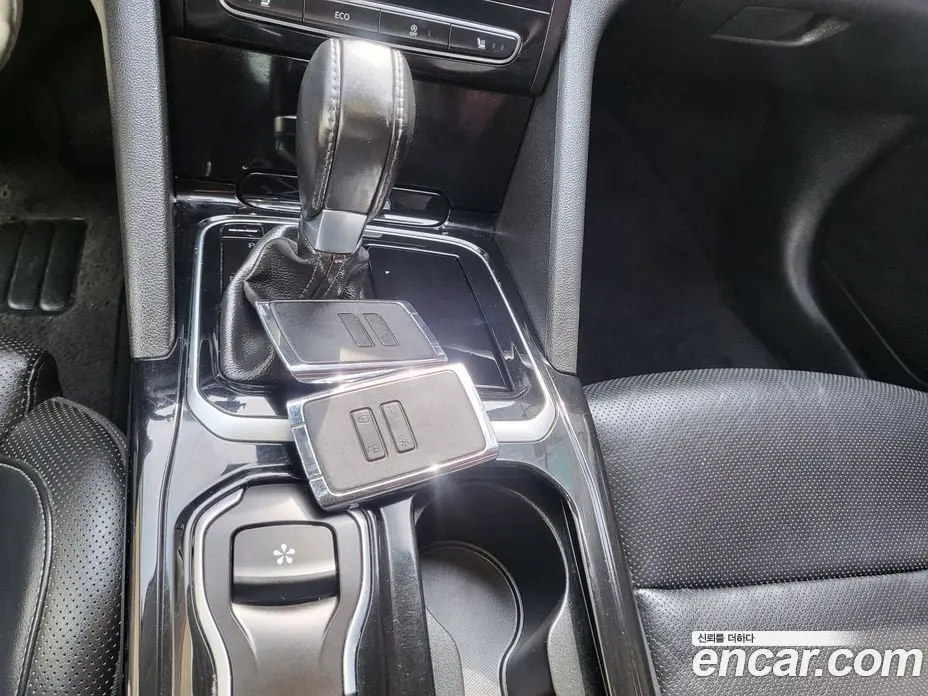 Renault (Samsung) SM6 2016 1.6 автомат (гидро), фото 9 Renault (Samsung) SM6 2016 1.6 автомат (гидро), фото 9