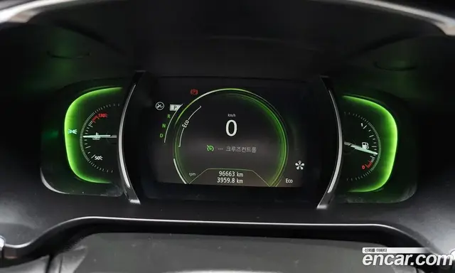 Renault (Samsung) SM6 2016 2.0 автомат (гидро), миниатюра 8 Renault (Samsung) SM6 2016 2.0 автомат (гидро), миниатюра 8