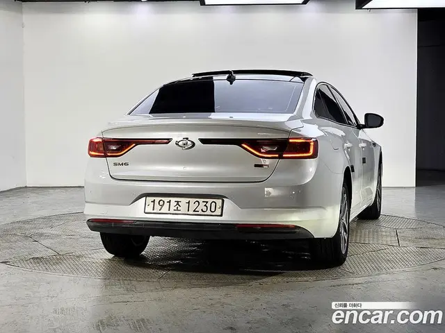 Renault (Samsung) SM6 2016 2.0 автомат (гидро), миниатюра 3 Renault (Samsung) SM6 2016 2.0 автомат (гидро), миниатюра 3