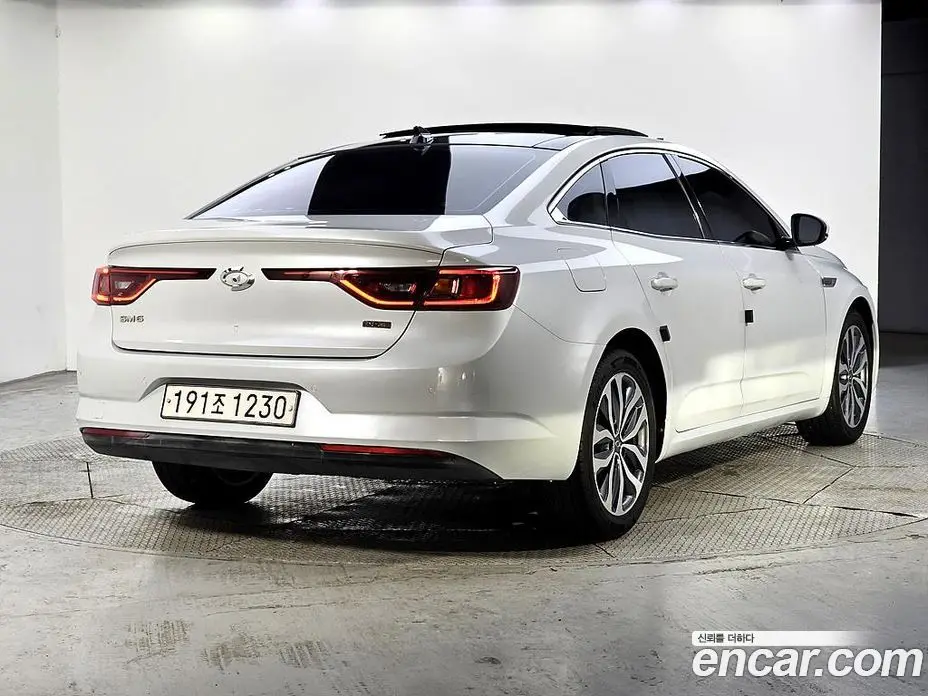 Renault (Samsung) SM6 2016 2.0 автомат (гидро), фото 4 Renault (Samsung) SM6 2016 2.0 автомат (гидро), фото 4