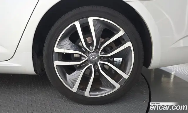 Renault (Samsung) SM6 2019 1.6 автомат (гидро), миниатюра 5 Renault (Samsung) SM6 2019 1.6 автомат (гидро), миниатюра 5