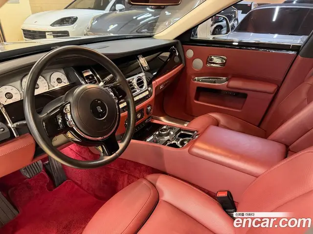 Rolls-Royce Ghost 2016 6.6 автомат (гидро), миниатюра 11 Rolls-Royce Ghost 2016 6.6 автомат (гидро), миниатюра 11