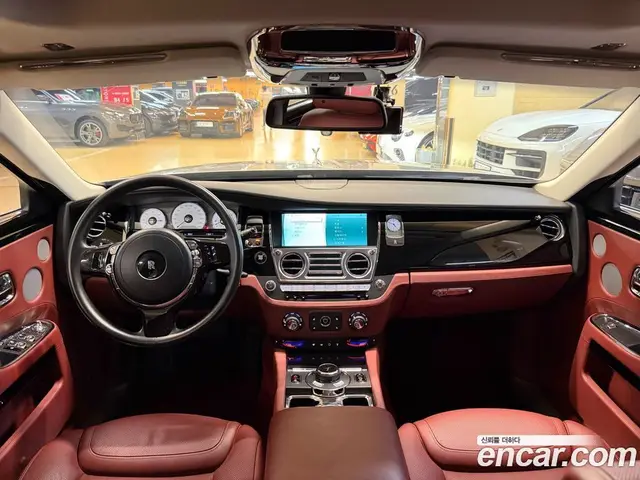 Rolls-Royce Ghost 2016 6.6 автомат (гидро), миниатюра 7 Rolls-Royce Ghost 2016 6.6 автомат (гидро), миниатюра 7