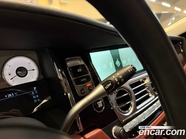 Rolls-Royce Ghost 2016 6.6 автомат (гидро), миниатюра 9 Rolls-Royce Ghost 2016 6.6 автомат (гидро), миниатюра 9