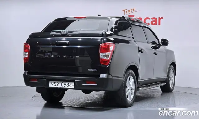 SsangYong Rexton 2018 2.2 автомат (гидро), миниатюра 2 SsangYong Rexton 2018 2.2 автомат (гидро), миниатюра 2
