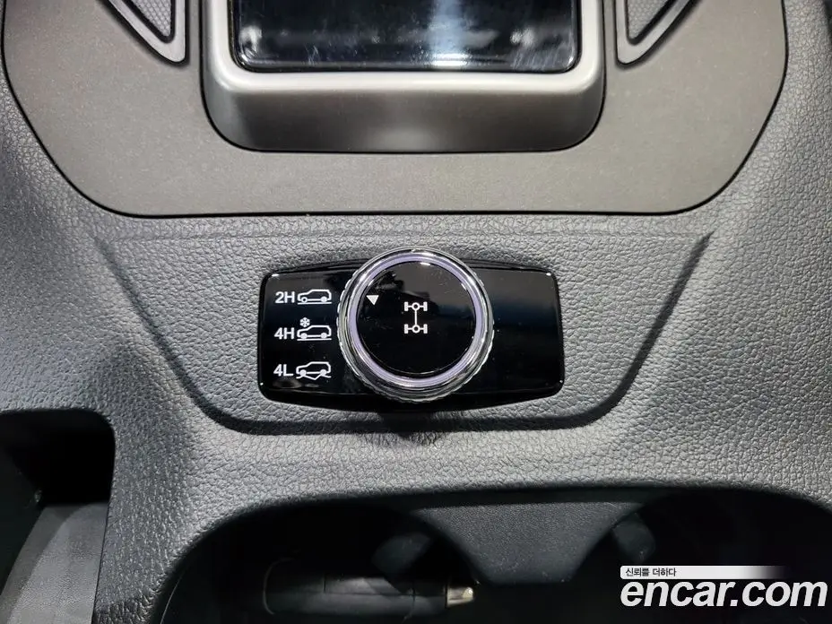SsangYong Rexton 2018 2.2 автомат (гидро), фото 14 SsangYong Rexton 2018 2.2 автомат (гидро), фото 14