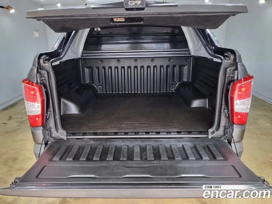 SsangYong Rexton 2018 2.2 автомат (гидро), фото 16 SsangYong Rexton 2018 2.2 автомат (гидро), фото 16