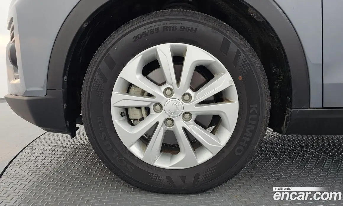 SsangYong TIBOLI 2020 1.5 автомат (гидро), фото 4 SsangYong TIBOLI 2020 1.5 автомат (гидро), фото 4