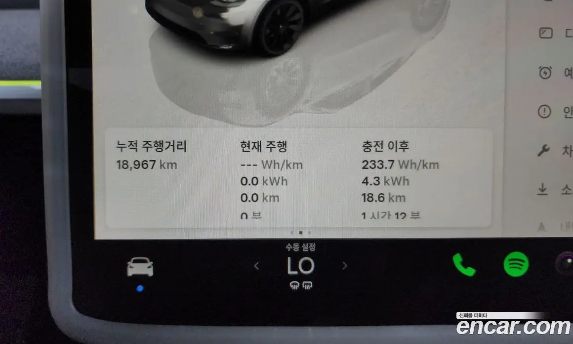 Tesla Model Y 2024 0.2 автомат (гидро), фото 11