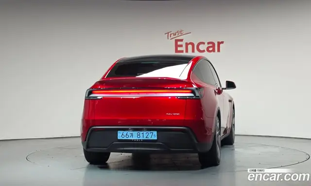 Tesla Model Y 2025 0.2 автомат (гидро), миниатюра 3 Tesla Model Y 2025 0.2 автомат (гидро), миниатюра 3
