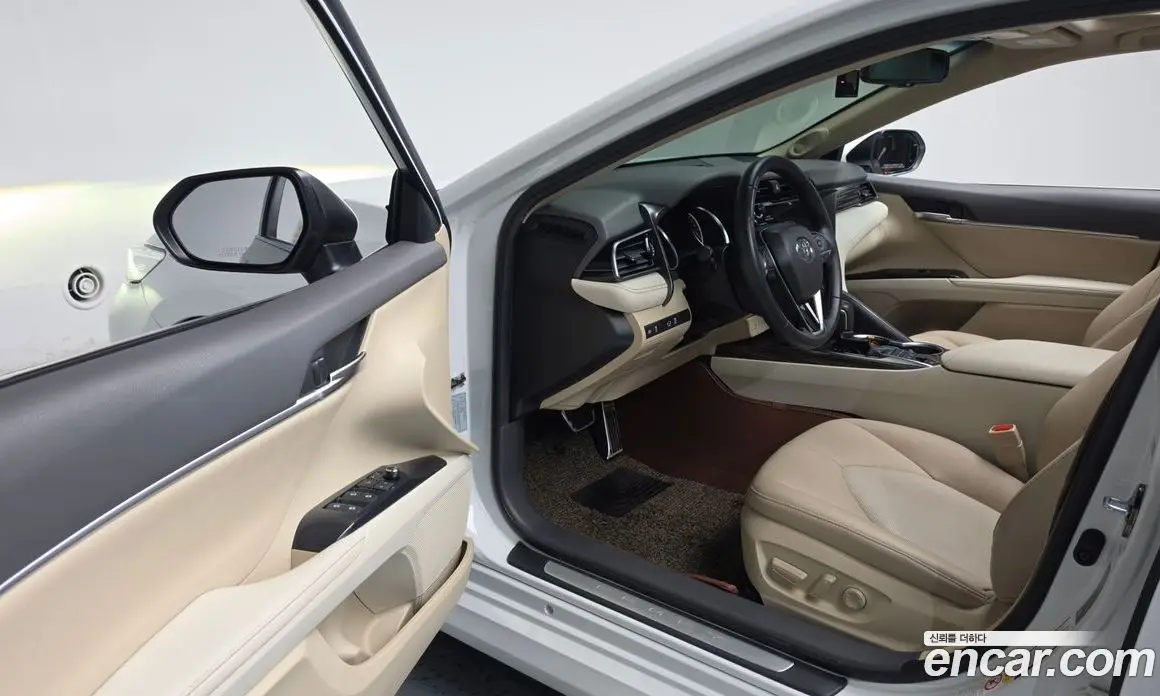Toyota Camry 2018 2.5 автомат (гидро), фото 12 Toyota Camry 2018 2.5 автомат (гидро), фото 12