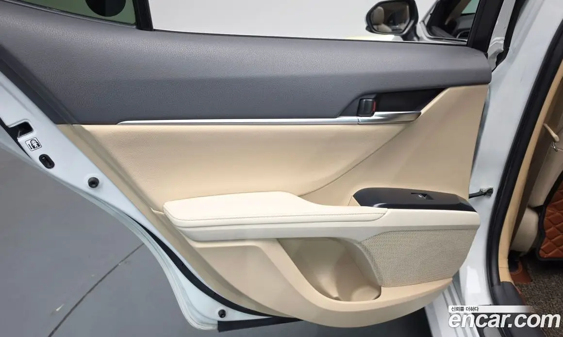 Toyota Camry 2018 2.5 автомат (гидро), фото 14 Toyota Camry 2018 2.5 автомат (гидро), фото 14