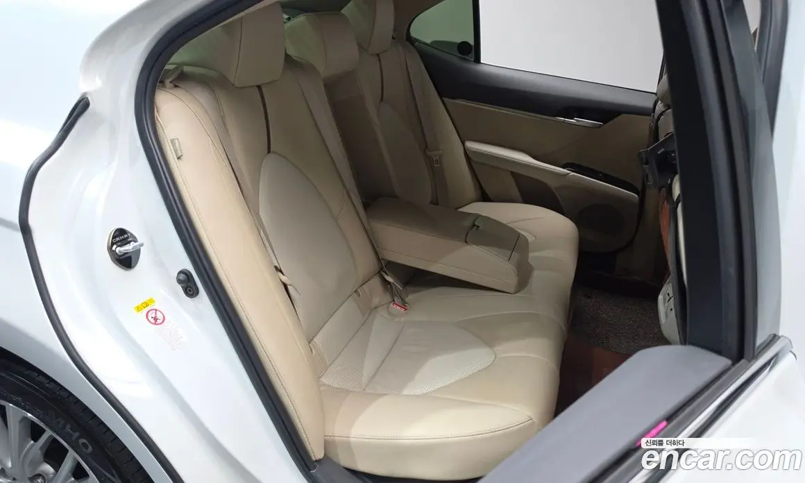 Toyota Camry 2018 2.5 автомат (гидро), фото 16 Toyota Camry 2018 2.5 автомат (гидро), фото 16