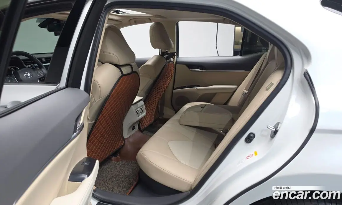 Toyota Camry 2018 2.5 автомат (гидро), фото 17 Toyota Camry 2018 2.5 автомат (гидро), фото 17