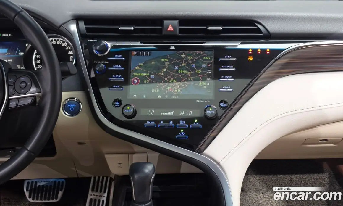 Toyota Camry 2018 2.5 автомат (гидро), фото 19 Toyota Camry 2018 2.5 автомат (гидро), фото 19