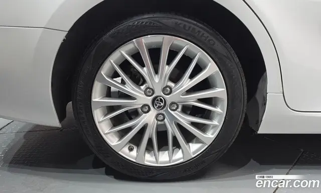Toyota Camry 2018 2.5 автомат (гидро), миниатюра 4 Toyota Camry 2018 2.5 автомат (гидро), миниатюра 4
