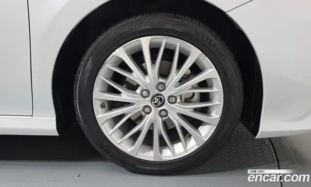 Toyota Camry 2018 2.5 автомат (гидро), миниатюра 6 Toyota Camry 2018 2.5 автомат (гидро), миниатюра 6