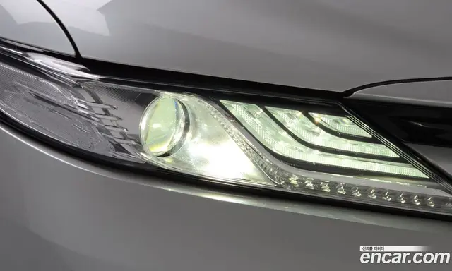 Toyota Camry 2018 2.5 автомат (гидро), миниатюра 7 Toyota Camry 2018 2.5 автомат (гидро), миниатюра 7