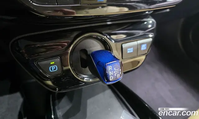 Toyota Prius 2022 1.8 автомат (гидро), миниатюра 12