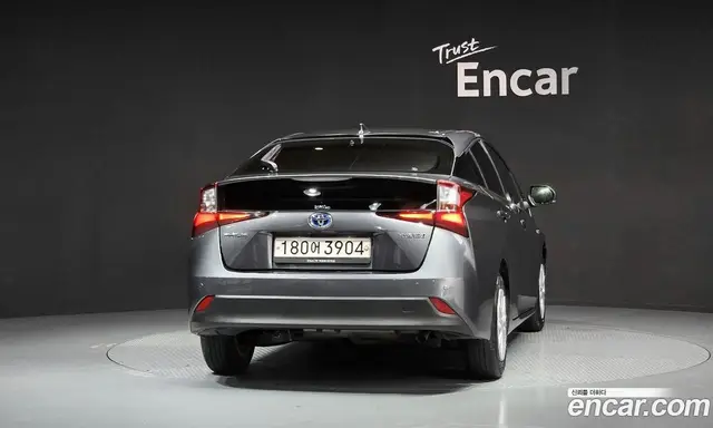 Toyota Prius 2022 1.8 автомат (гидро), миниатюра 4 Toyota Prius 2022 1.8 автомат (гидро), миниатюра 4