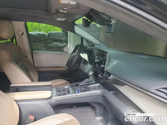 Toyota Sienna 2022 2.5 автомат (гидро), миниатюра 9 Toyota Sienna 2022 2.5 автомат (гидро), миниатюра 9