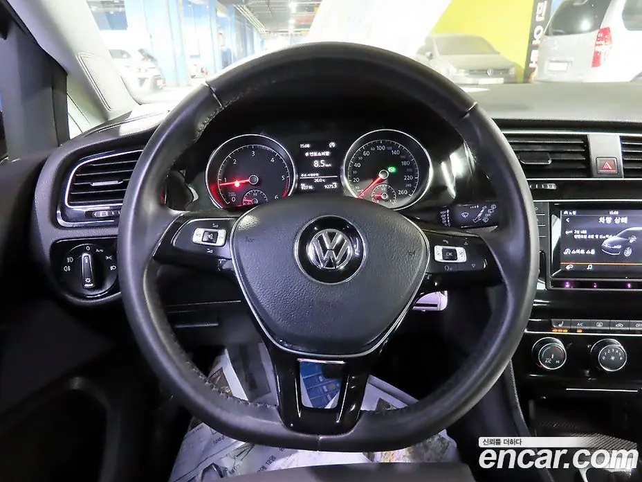 Volkswagen Golf 2015 1.6 автомат (гидро), фото 15 Volkswagen Golf 2015 1.6 автомат (гидро), фото 15