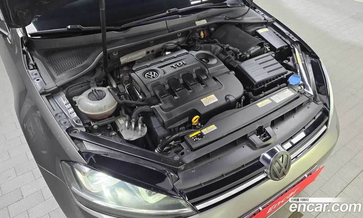Volkswagen Golf 2015 2.0 автомат (гидро), фото 6 Volkswagen Golf 2015 2.0 автомат (гидро), фото 6