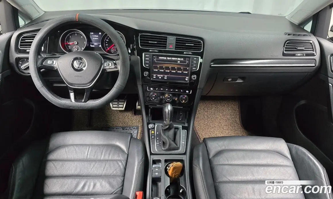 Volkswagen Golf 2015 2.0 автомат (гидро), фото 7 Volkswagen Golf 2015 2.0 автомат (гидро), фото 7