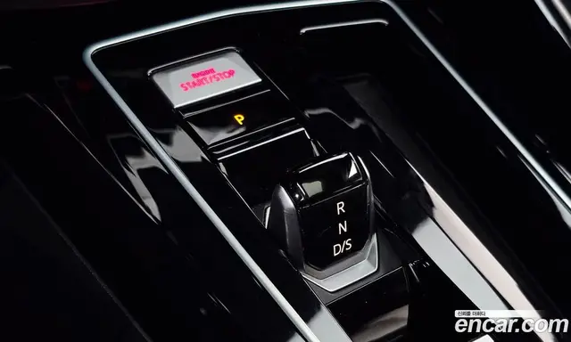 Volkswagen Golf 2023 2.0 автомат (гидро), миниатюра 12