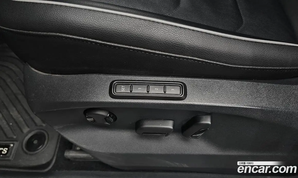 Volkswagen Tiguan 2018 2.0 автомат (гидро), фото 25 Volkswagen Tiguan 2018 2.0 автомат (гидро), фото 25