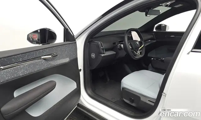 Volvo EX30 2025 0.2 автомат (гидро), миниатюра 12