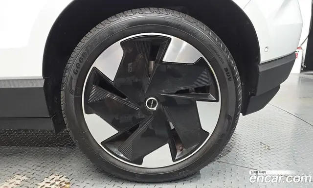 Volvo EX30 2025 0.2 автомат (гидро), миниатюра 6 Volvo EX30 2025 0.2 автомат (гидро), миниатюра 6