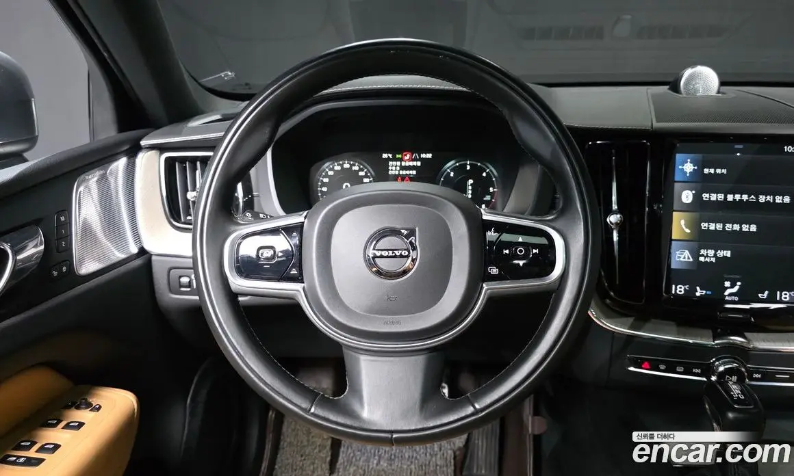 Volvo XC60 2019 2.0 автомат (гидро), фото 19 Volvo XC60 2019 2.0 автомат (гидро), фото 19