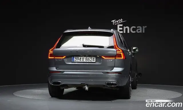 Volvo XC60 2019 2.0 автомат (гидро), миниатюра 4 Volvo XC60 2019 2.0 автомат (гидро), миниатюра 4