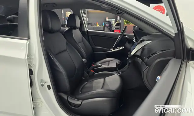 Hyundai Accent 2012 1.6 автомат (гидро), миниатюра 12
