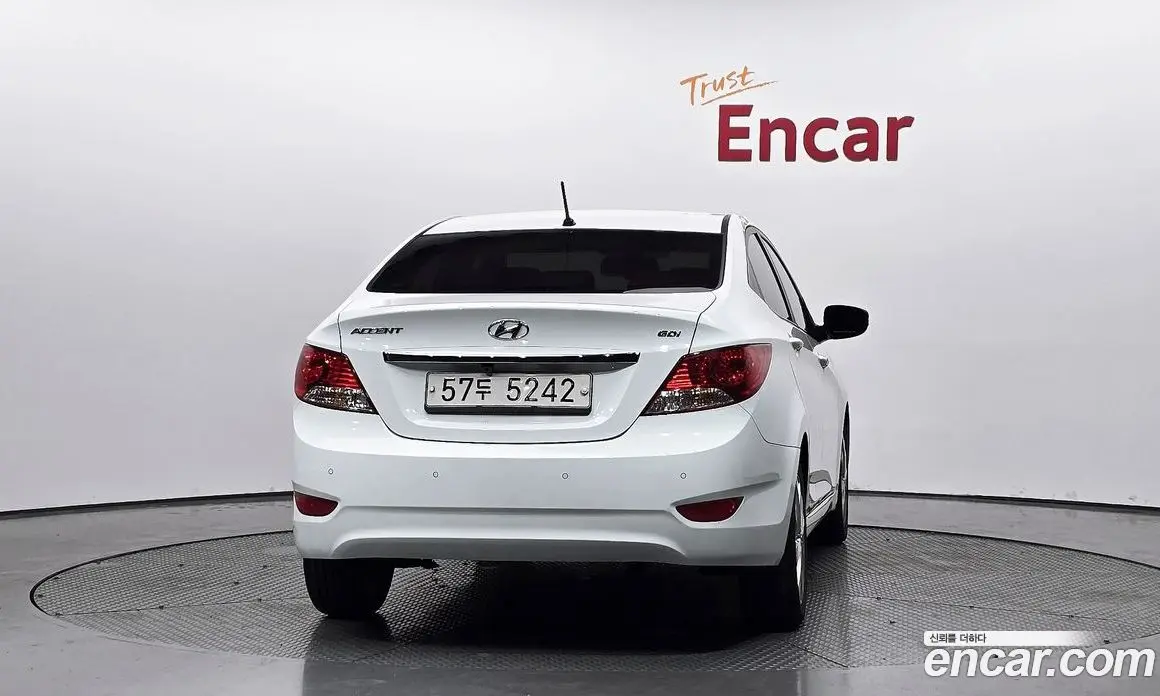 Hyundai Accent 2012 1.6 автомат (гидро), фото 3 Hyundai Accent 2012 1.6 автомат (гидро), фото 3