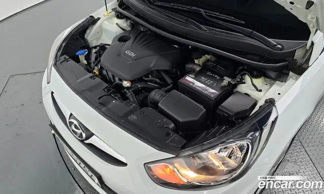 Hyundai Accent 2012 1.6 автомат (гидро), миниатюра 5 Hyundai Accent 2012 1.6 автомат (гидро), миниатюра 5
