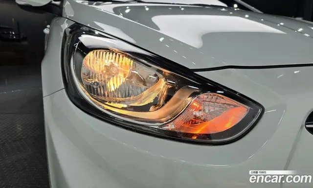 Hyundai Accent 2012 1.6 автомат (гидро), миниатюра 7 Hyundai Accent 2012 1.6 автомат (гидро), миниатюра 7