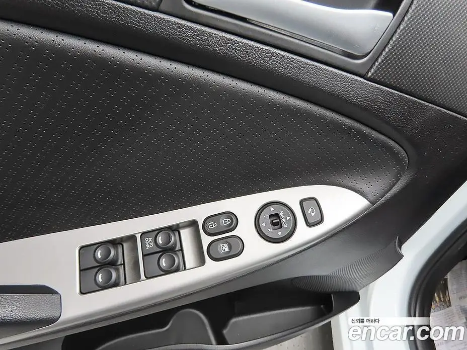 Hyundai Accent 2015 1.4 автомат (гидро), фото 13