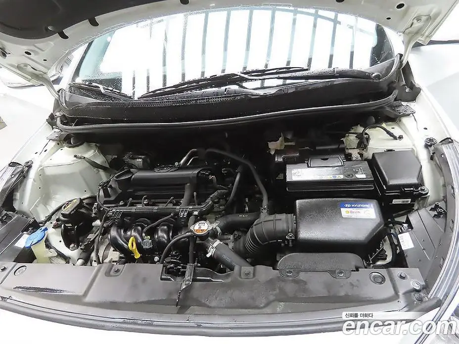 Hyundai Accent 2015 1.4 автомат (гидро), фото 8