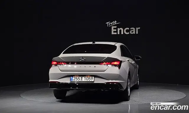 Hyundai Avante 2020 1.6 автомат (гидро), миниатюра 3 Hyundai Avante 2020 1.6 автомат (гидро), миниатюра 3