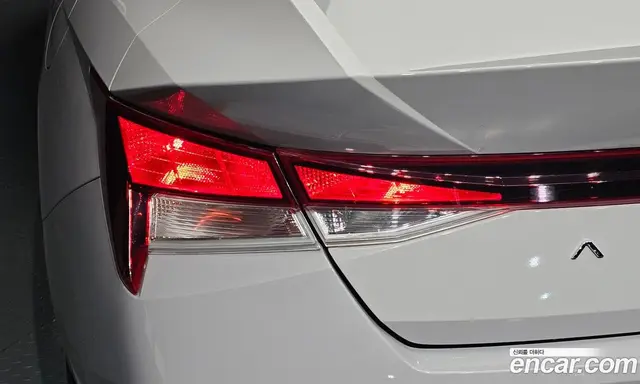 Hyundai Avante 2020 1.6 автомат (гидро), миниатюра 8 Hyundai Avante 2020 1.6 автомат (гидро), миниатюра 8