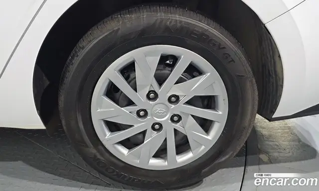 Hyundai Avante 2021 1.6 автомат (гидро), миниатюра 7 Hyundai Avante 2021 1.6 автомат (гидро), миниатюра 7