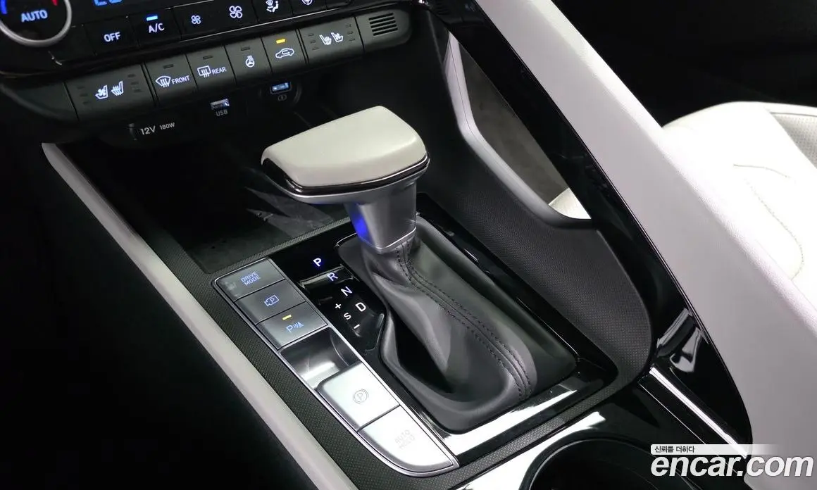 Hyundai Avante 2022 1.6 автомат (гидро), фото 12 Hyundai Avante 2022 1.6 автомат (гидро), фото 12
