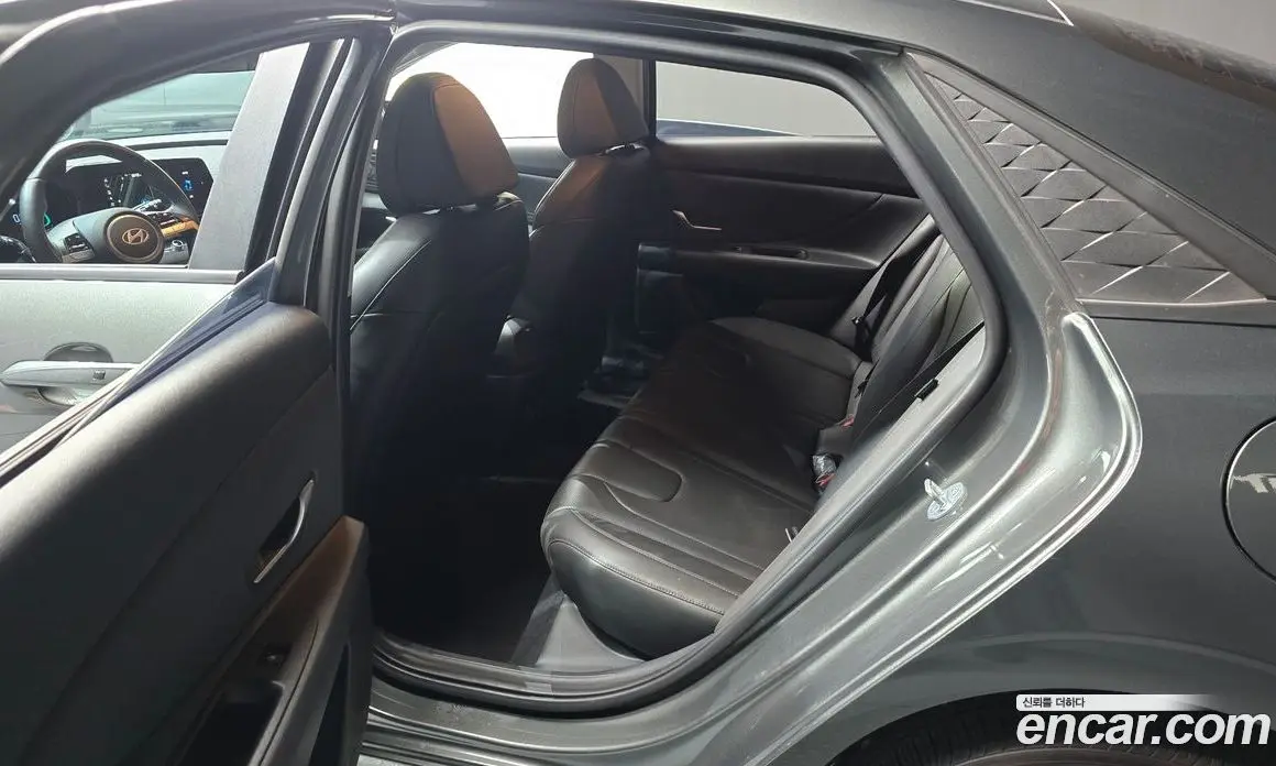 Hyundai Avante 2023 1.6 автомат (гидро), фото 16 Hyundai Avante 2023 1.6 автомат (гидро), фото 16
