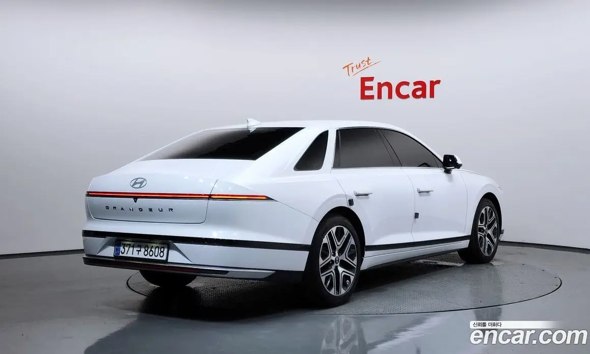 Hyundai Grandeur 2024 1.6 автомат (гидро), фото 2 Hyundai Grandeur 2024 1.6 автомат (гидро), фото 2