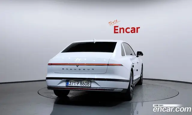 Hyundai Grandeur 2024 1.6 автомат (гидро), миниатюра 4 Hyundai Grandeur 2024 1.6 автомат (гидро), миниатюра 4