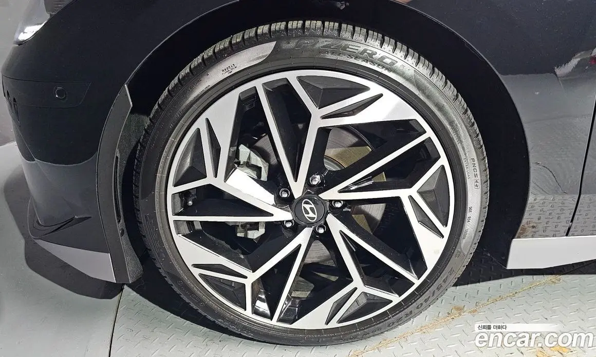 Hyundai Ioniq 6 2023 0.1 автомат (гидро), фото 4 Hyundai Ioniq 6 2023 0.1 автомат (гидро), фото 4